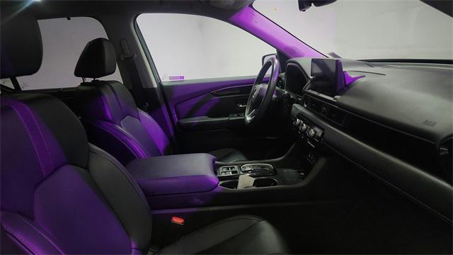 Photo of 2023 Crystal Black Pearl Honda Pilot