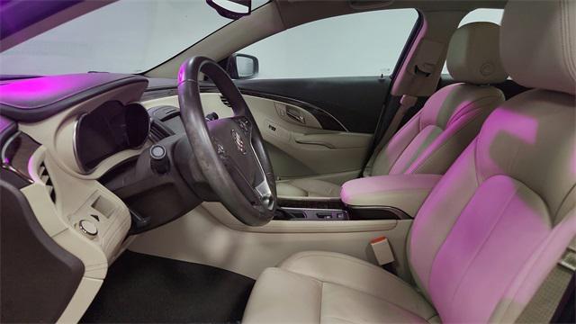Photo of 2015 Deep Garnet Metallic Buick LaCrosse