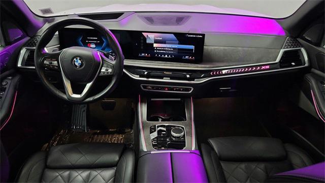 Photo of 2024 White BMW X5