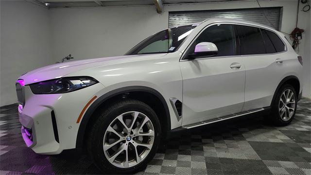 Photo of 2024 White BMW X5