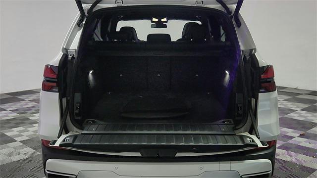 Photo of 2024 White BMW X5