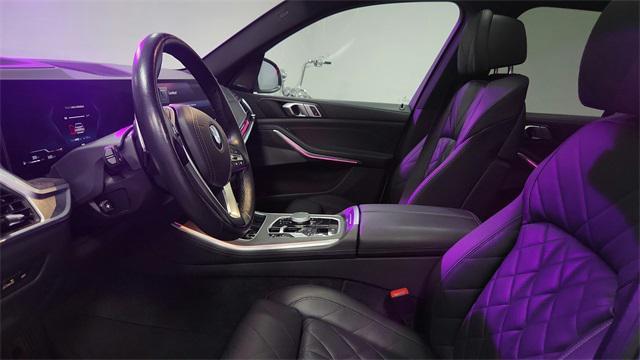 Photo of 2024 White BMW X5