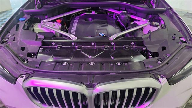 Photo of 2024 White BMW X5