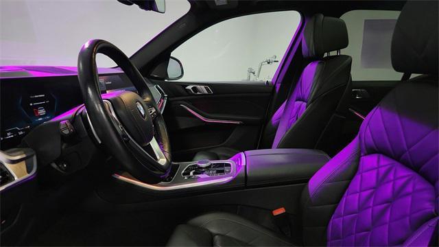 Photo of 2024 White BMW X5