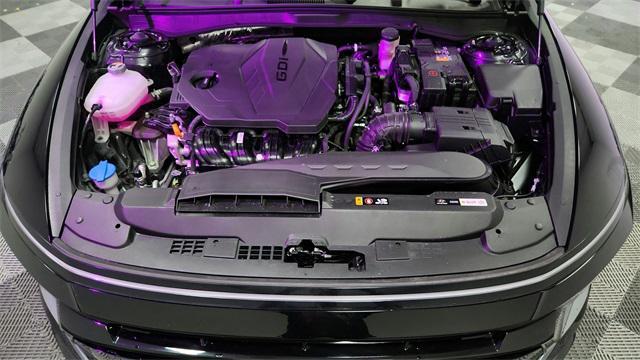 Photo of 2025 Abyss Black Hyundai SONATA