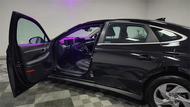 Photo of 2025 Abyss Black Hyundai SONATA