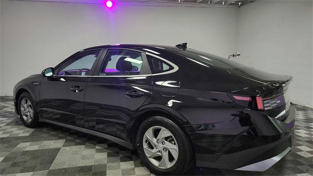 Photo of 2025 Abyss Black Hyundai SONATA