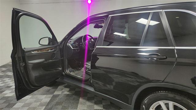 Photo of 2014 Black BMW X5