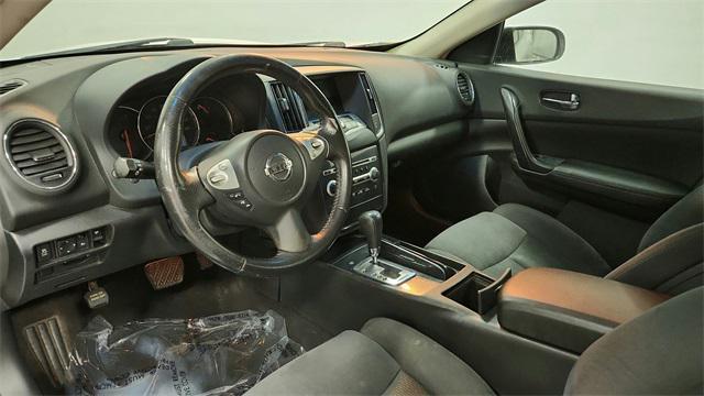 Photo of 2014 Gun Metallic Nissan Maxima