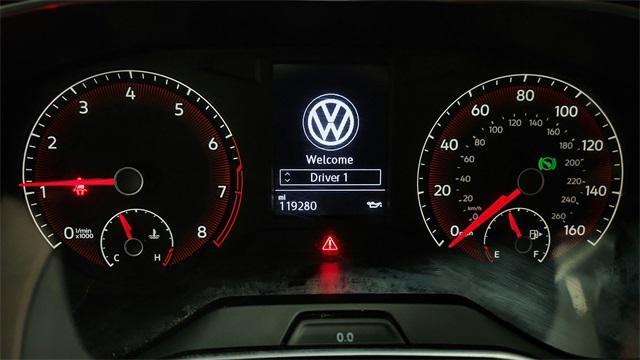 Photo of 2019 Blue Silk Metallic Volkswagen Jetta