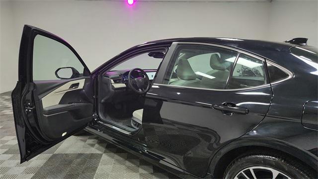 Photo of 2025 Midnight Black Metallic Toyota Camry