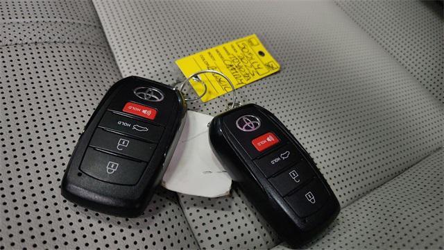 Photo of 2025 Midnight Black Metallic Toyota Camry