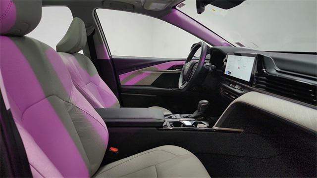 Photo of 2025 Midnight Black Metallic Toyota Camry