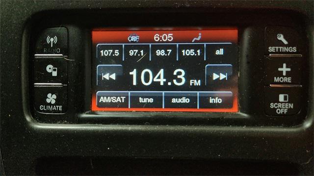 Photo of 2018 Redline 2 Coat Pearl Dodge Journey