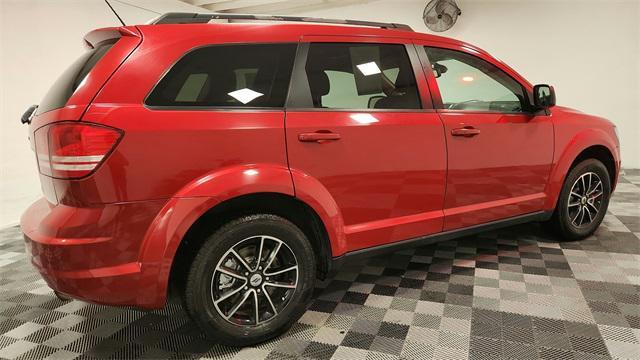 Photo of 2018 Redline 2 Coat Pearl Dodge Journey