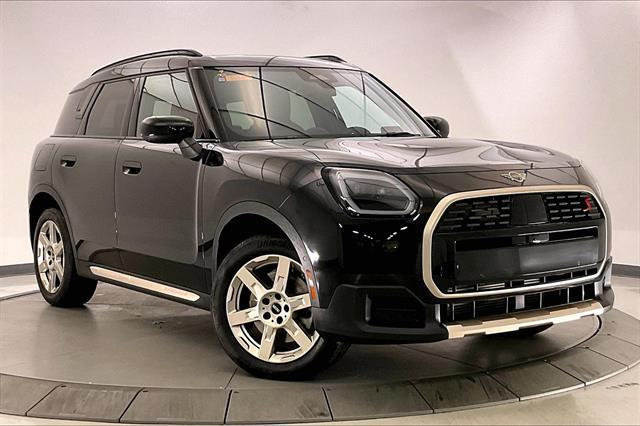 Photo of 2025 Midnight Black II Metallic MINI Countryman