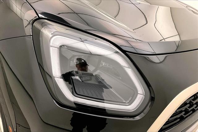 Photo of 2025 Midnight Black II Metallic MINI Countryman