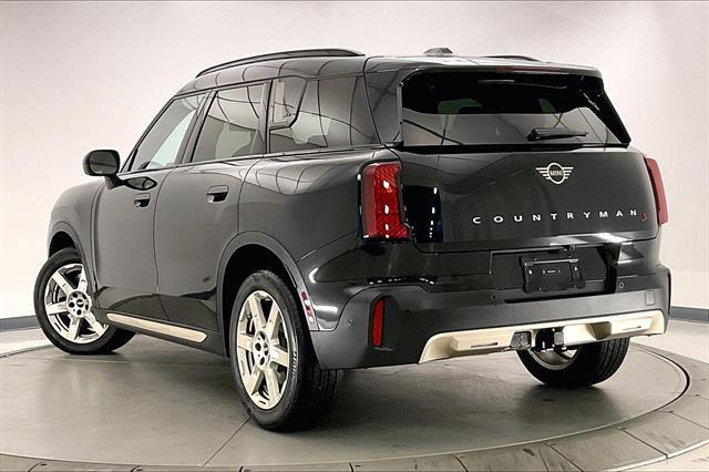Photo of 2025 Midnight Black II Metallic MINI Countryman