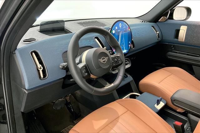 Photo of 2025 Midnight Black II Metallic MINI Countryman