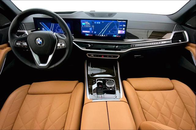 Photo of 2025 Blue Ridge Mountain Metallic BMW X5
