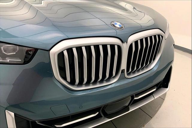 Photo of 2025 Blue Ridge Mountain Metallic BMW X5