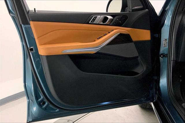 Photo of 2025 Blue Ridge Mountain Metallic BMW X5