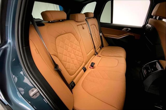 Photo of 2025 Blue Ridge Mountain Metallic BMW X5