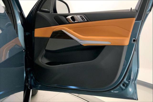 Photo of 2025 Blue Ridge Mountain Metallic BMW X5