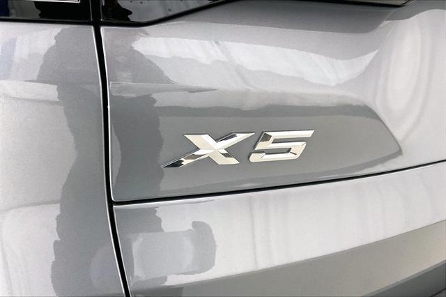 Photo of 2025 Skyscraper Grey Metallic BMW X5