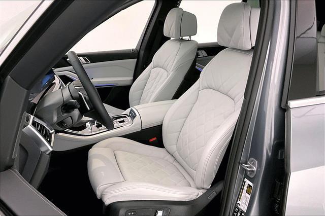 Photo of 2025 Skyscraper Grey Metallic BMW X5
