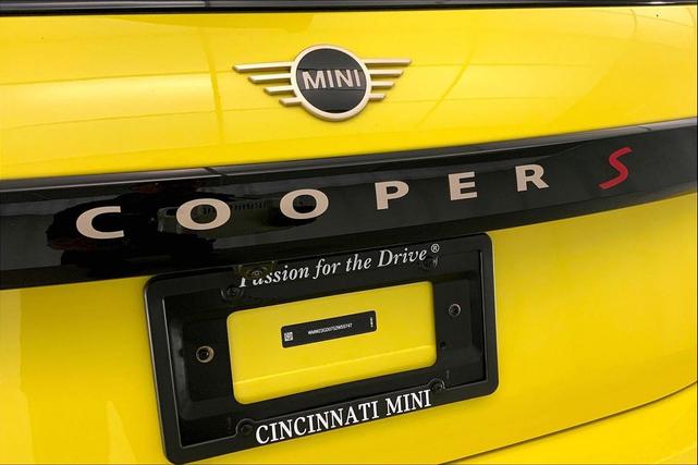 Photo of 2025 Sunny Side Yellow MINI Hardtop