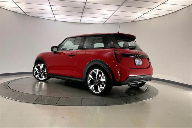 Photo of 2025 Chili Red II MINI Hardtop