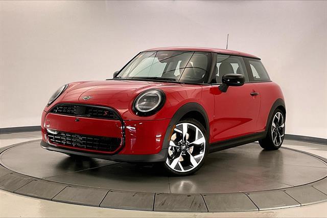 Photo of 2025 Chili Red II MINI Hardtop