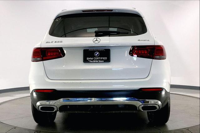 Photo of 2021 Polar White Mercedes-Benz GLC 300