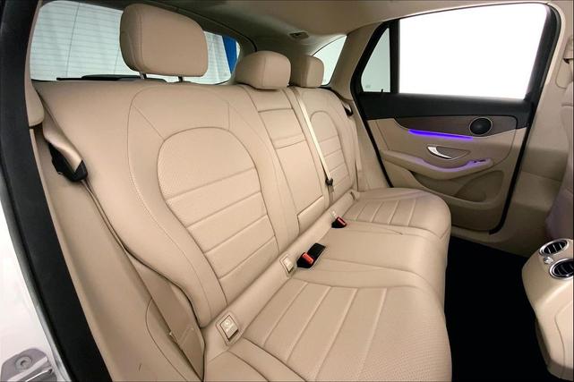 Photo of 2021 Polar White Mercedes-Benz GLC 300