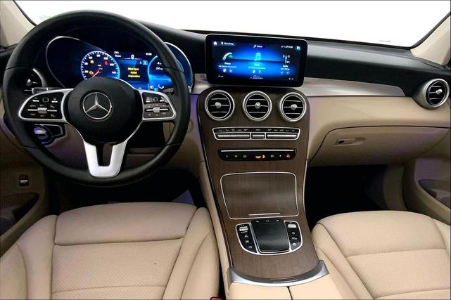 Photo of 2021 Polar White Mercedes-Benz GLC 300