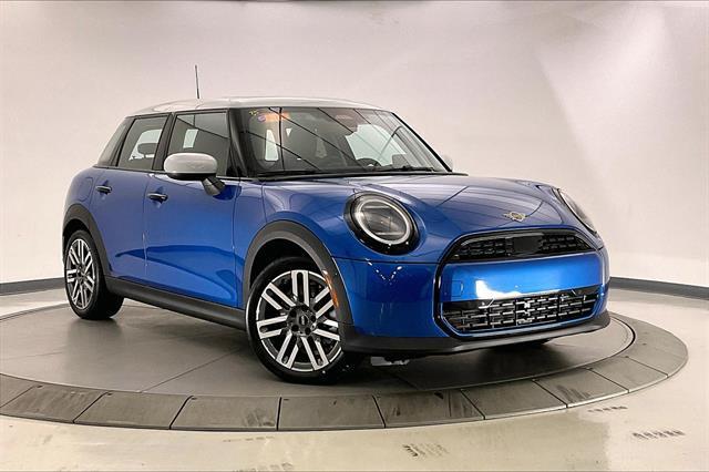 Photo of 2025 Icy Sunshine Blue Metallic MINI Hardtop