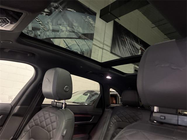 Photo of 2022 Hakuba Silver Jaguar F-PACE