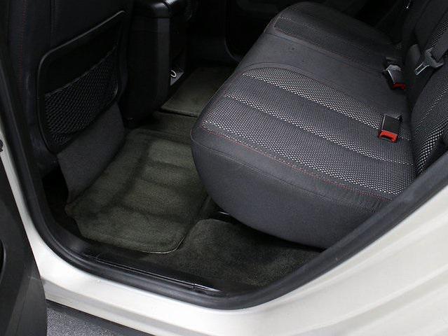 Photo of 2015 Champagne Silver Metallic Chevrolet Equinox