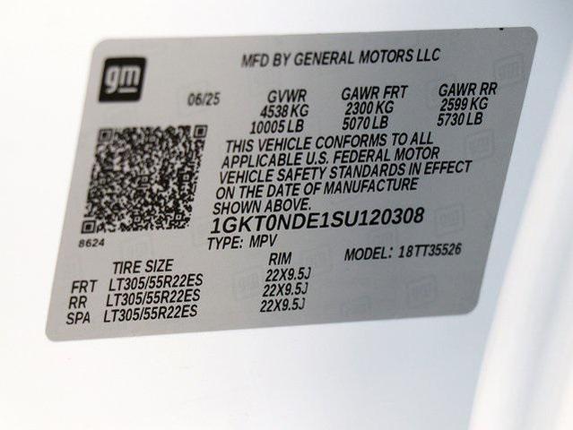 Photo of 2025 Interstellar White GMC HUMMER EV SUV