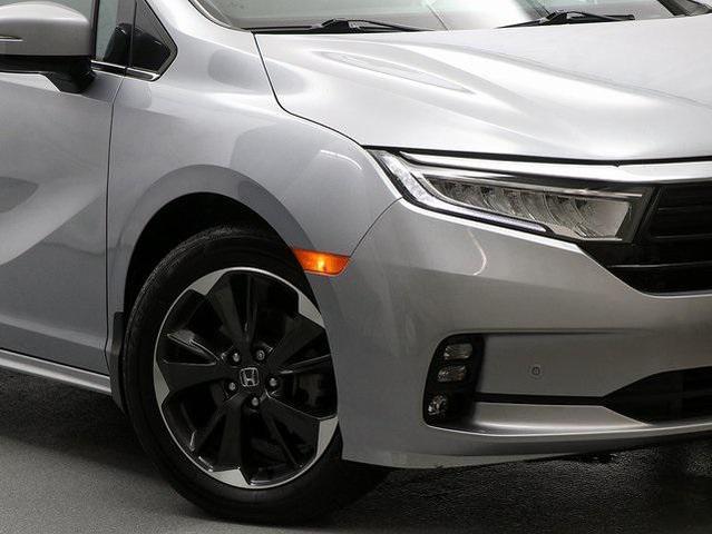 Photo of 2024 Lunar Silver Metallic Honda Odyssey