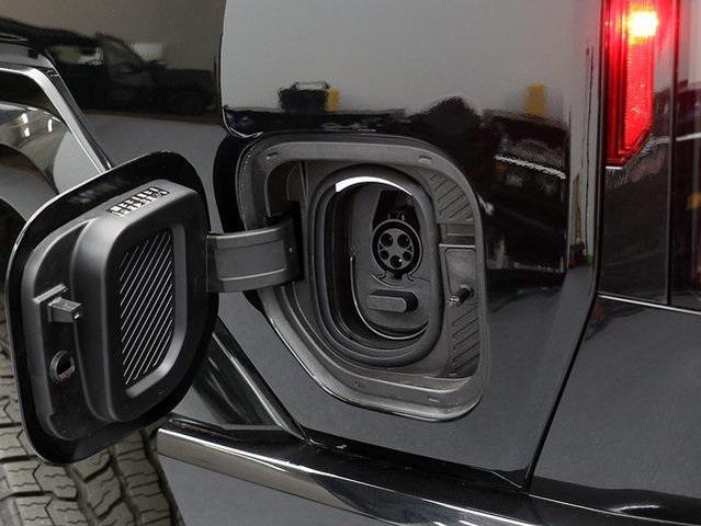 Photo of 2025 Void Black GMC HUMMER EV Pickup