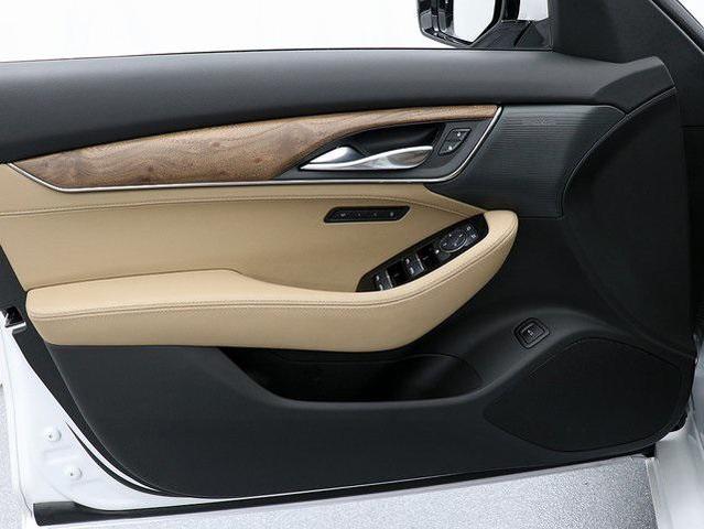 Photo of 2025 Crystal White Tricoat Cadillac CT5