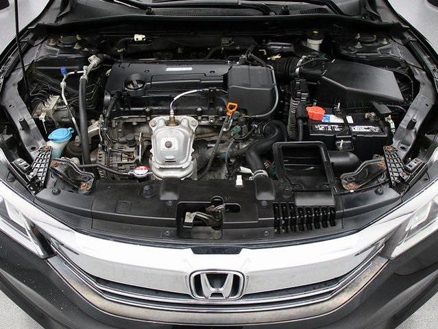 Photo of 2017 Crystal Black Pearl Honda Accord