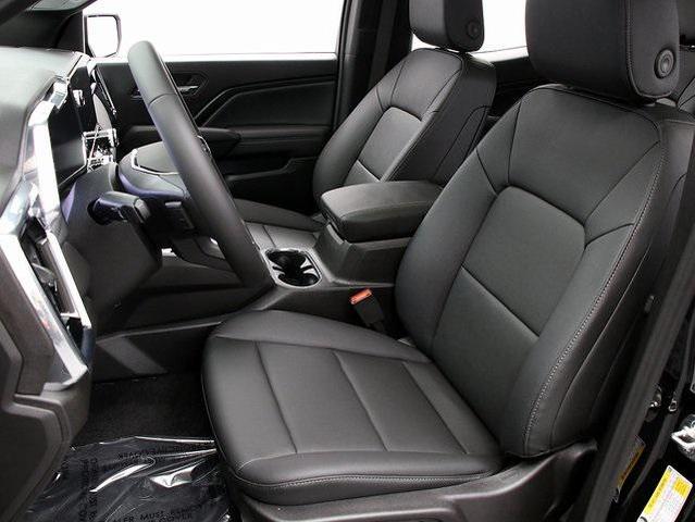 Photo of 2026 Onyx Black GMC Canyon