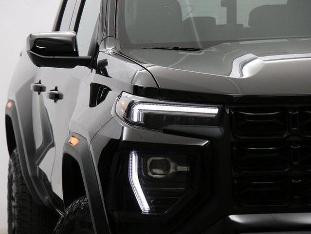 Photo of 2026 Onyx Black GMC Canyon