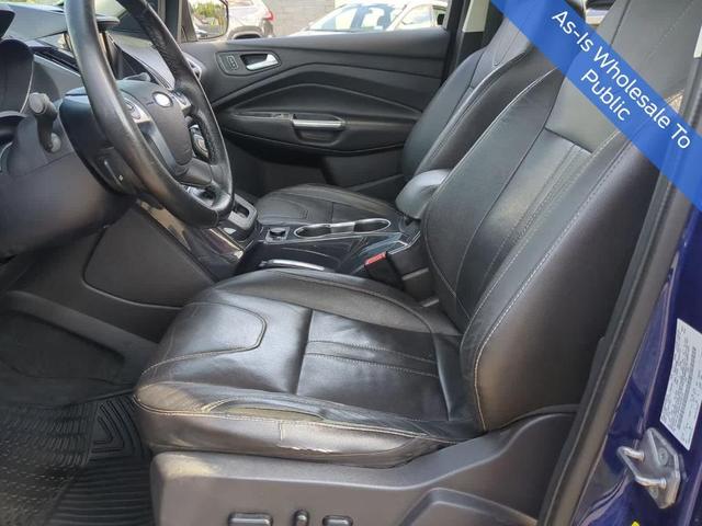 Photo of 2013 Deep Impact Blue Ford Escape