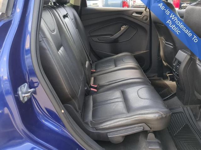 Photo of 2013 Deep Impact Blue Ford Escape
