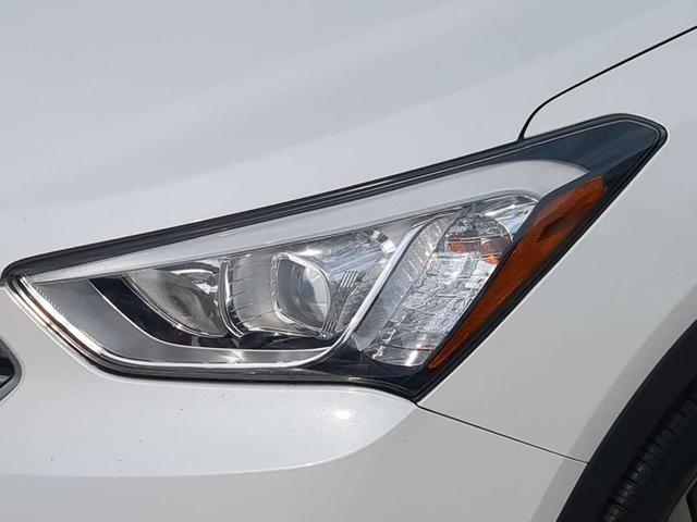 Photo of 2016 Frost White Pearl Hyundai Santa Fe Sport