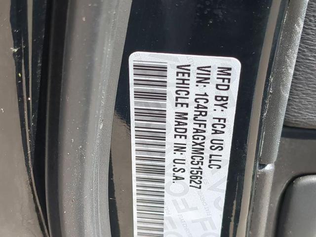 Photo of 2021 Diamond Black Jeep Grand Cherokee